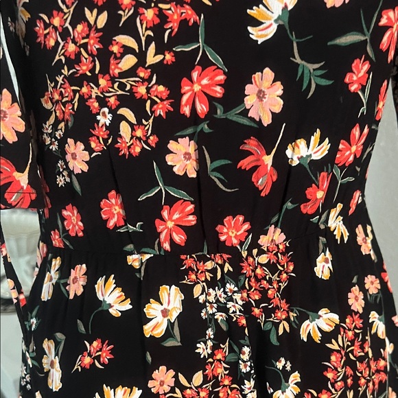 H&M Black Floral Dress open with button at front size 2 - Picture 8 of 16